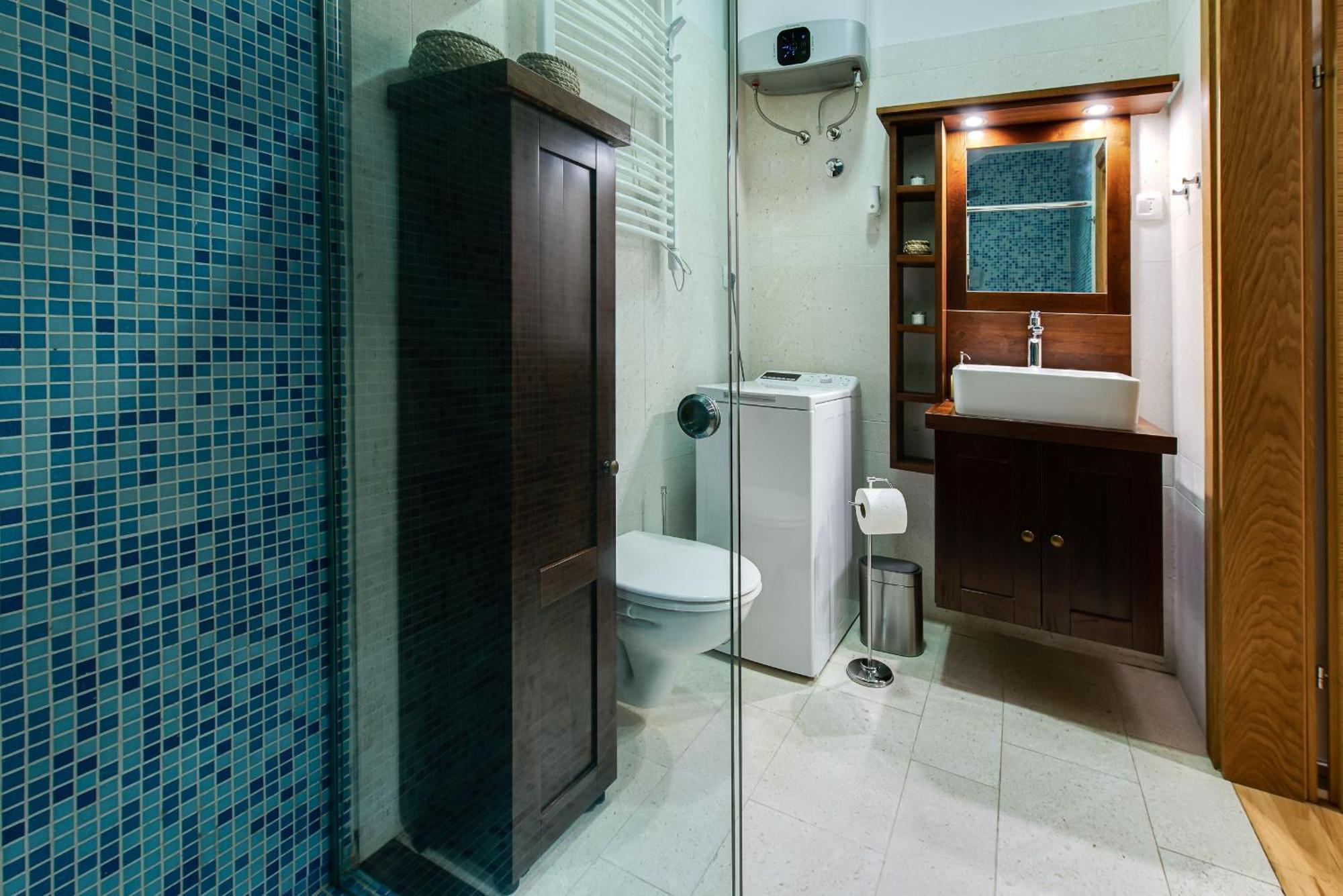 La Guardia Apartment With Free Private Parking غييكا المظهر الخارجي الصورة