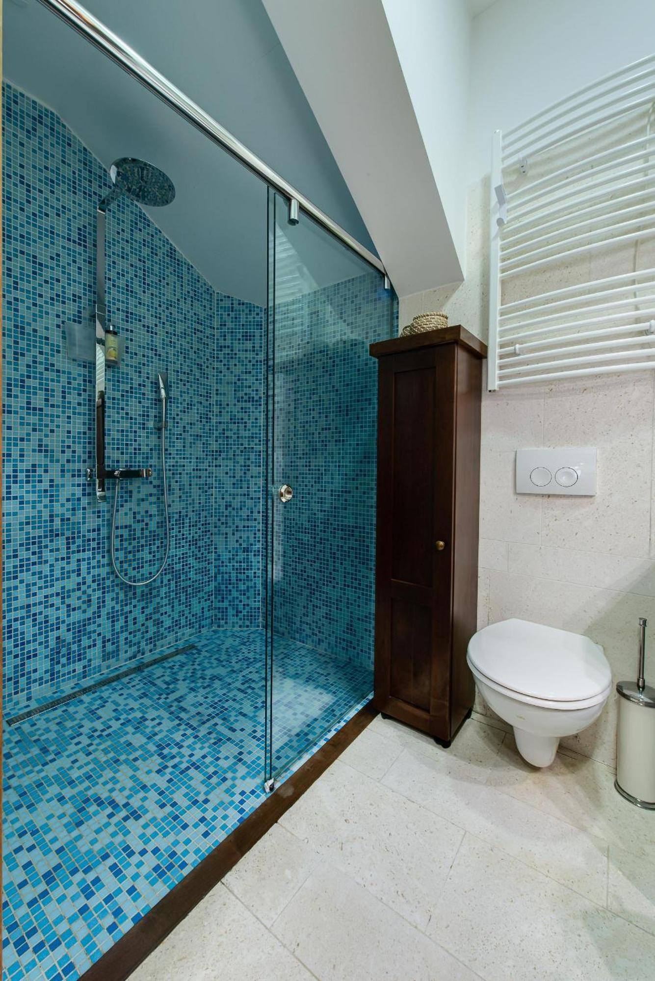 La Guardia Apartment With Free Private Parking غييكا المظهر الخارجي الصورة